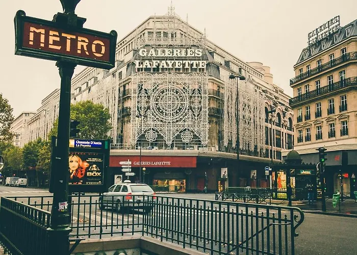 Cozy In The Bastille Neighborhood Paryż